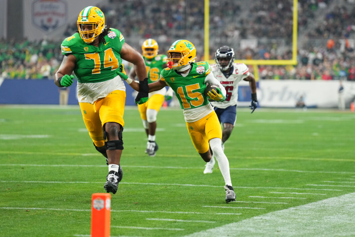 Snap Count Takeaways: Major notes from Oregon’s usage report in Vrbo Fiesta Bowl