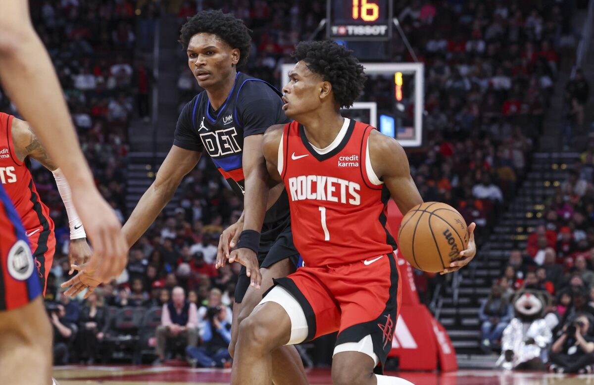 In battle of twins, Amen Thompson enjoys career night for Rockets