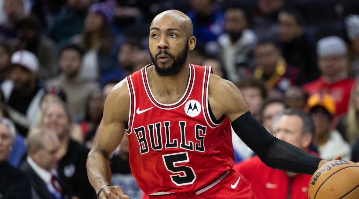 Bulls veteran point guard listed as potential Lakers trade target