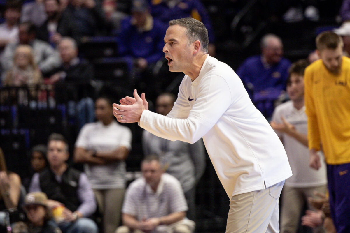 Instant Analysis: LSU men’s basketball hangs on to take down No. 22 Ole Miss