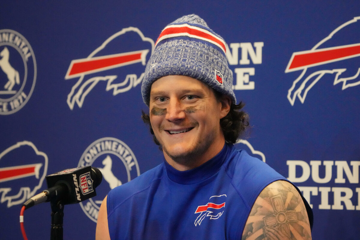 A.J. Klein canceled Key West vacation to rejoin Bills ahead of wild-card game vs. Steelers
