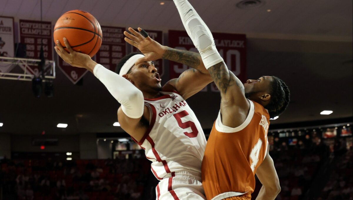 Oklahoma Sooners suffer let down in 75-60 loss to the Texas Longhorns