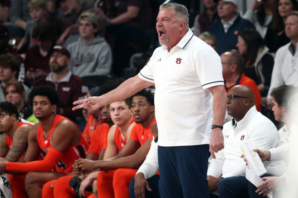 Social media reacts to Auburn losing to Mississippi State