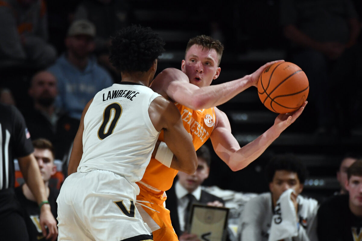 Social media reacts to Tennessee’s basketball win at Vanderbilt