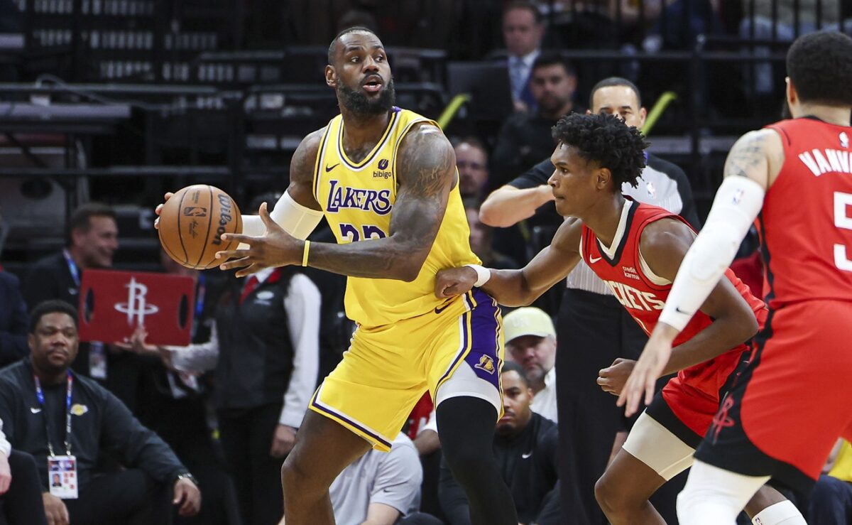 As Lakers visit, Rockets’ top rookies embrace opportunities versus NBA royalty