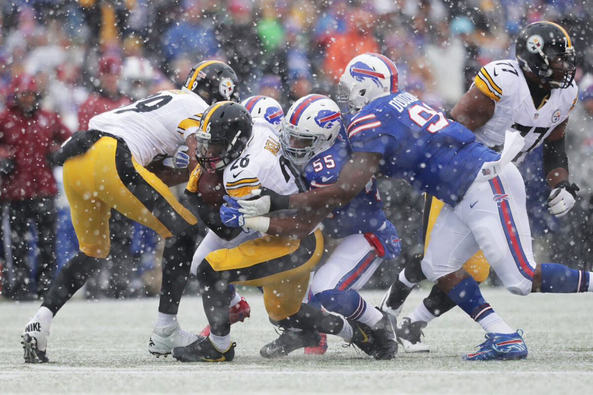 Steelers style plays into the weather perfectly against Bills