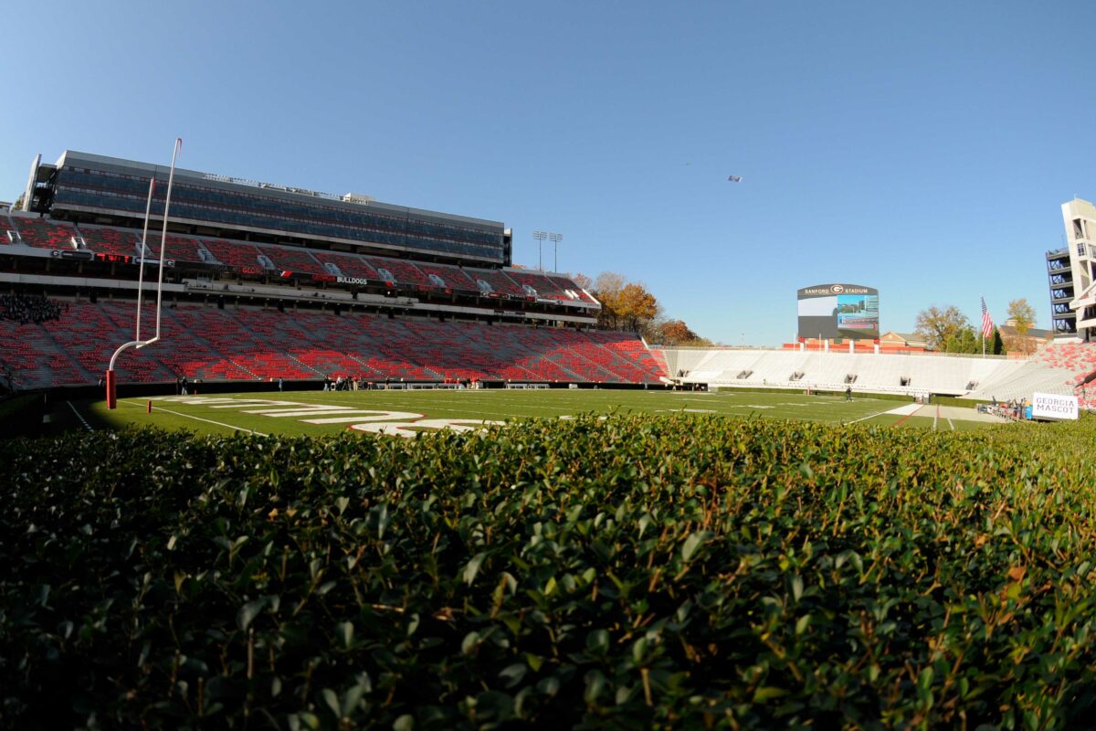 UGA’s prestigious hedges to be revitalized before spring game