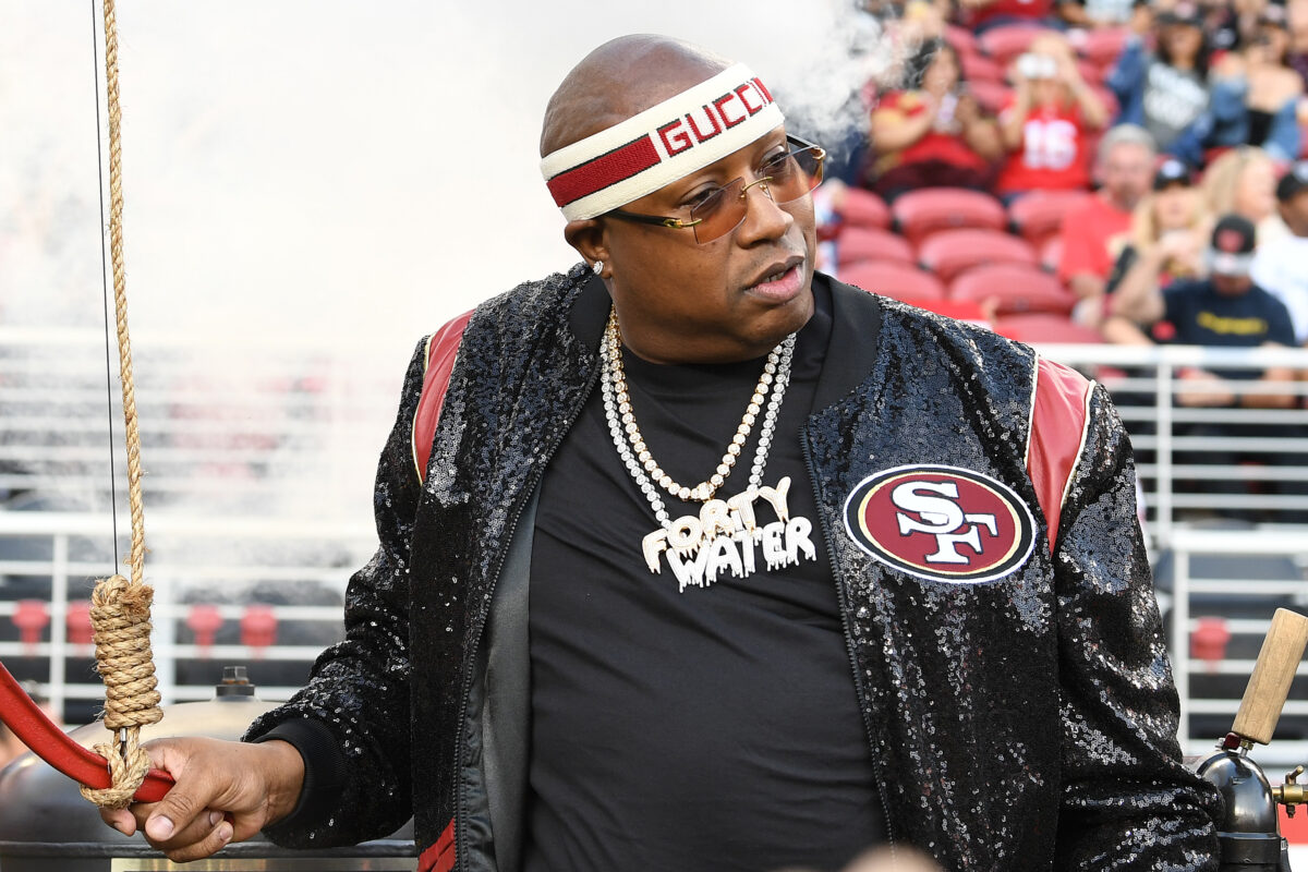 12 celebrity fans of the San Francisco 49ers, including E-40 and Lil Jon