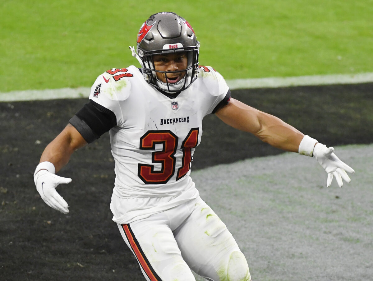 Bucs have five players listed in PFF’s top 100 free agents