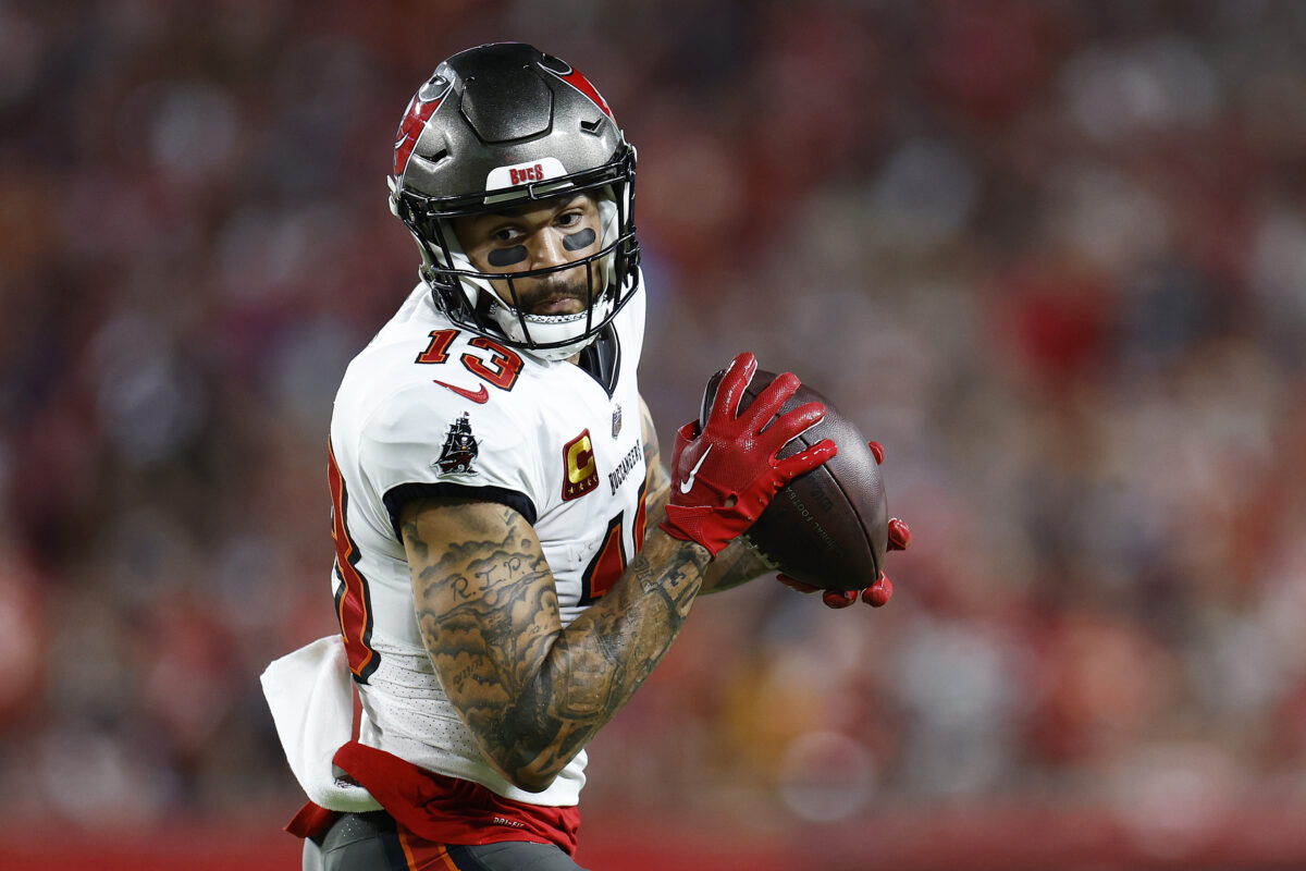 WATCH: Mike Evans appears in NFL’s top 10 catches list for 2023