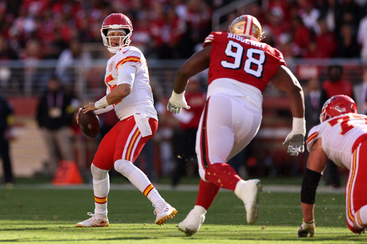 49ers DC Steve Wilks says Chiefs QB Patrick Mahomes is best QB he’s ever seen