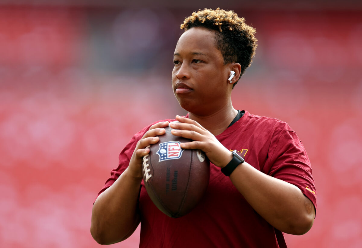 Bears reportedly hiring former Panthers intern Jennifer King as assistant coach