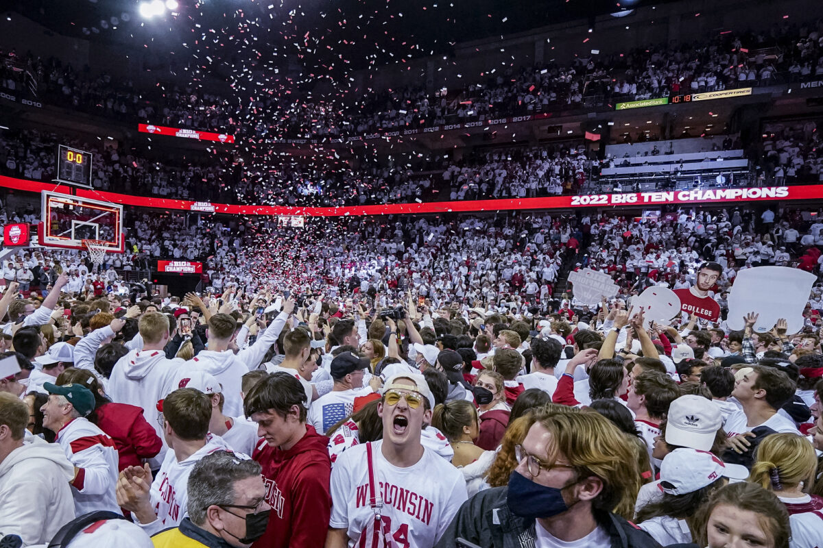 Wisconsin students camp outside overnight for good seats to No. 6 Badgers vs No. 2 Purdue