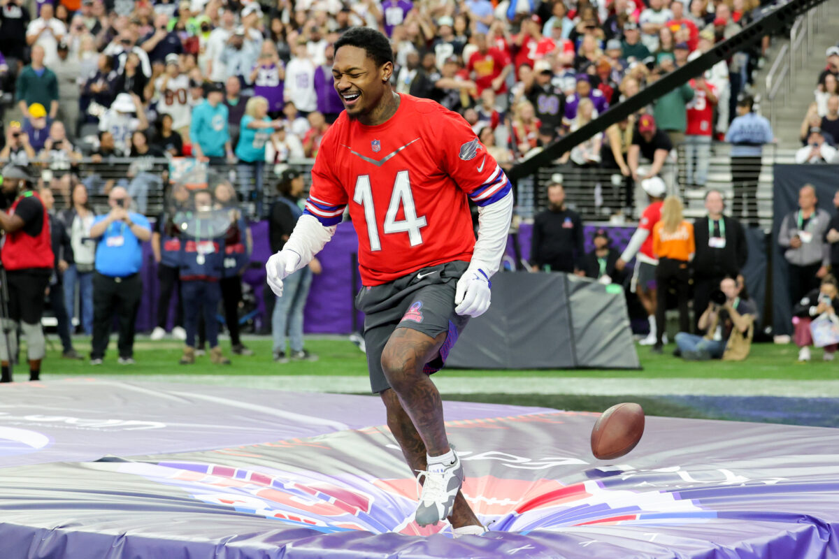 Stefon Diggs gives long interview at 2024 Pro Bowl, talks future with Bills (video)