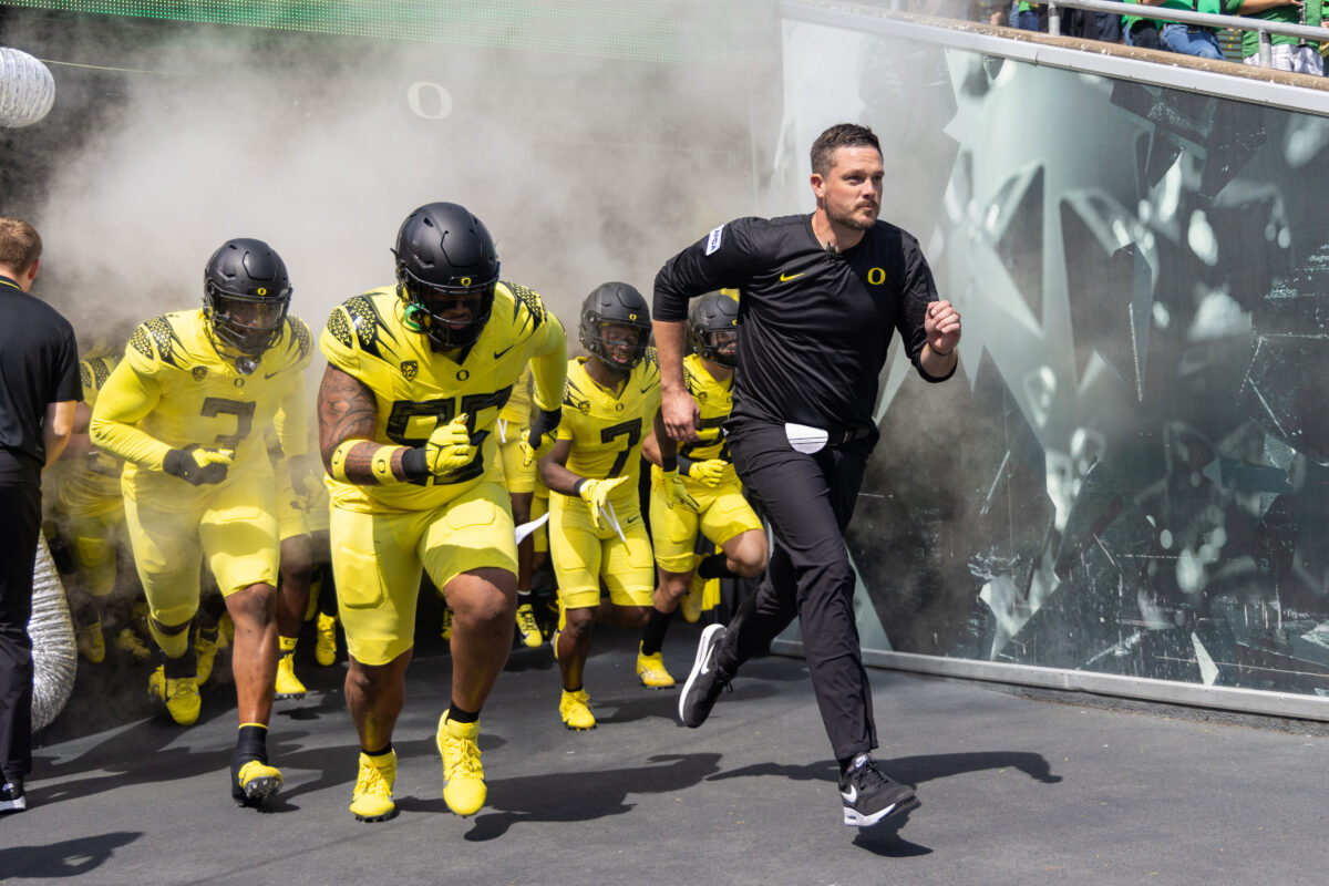 Where Oregon stands in 2024 recruiting rankings following addition of 5-star WR Gatlin Bair