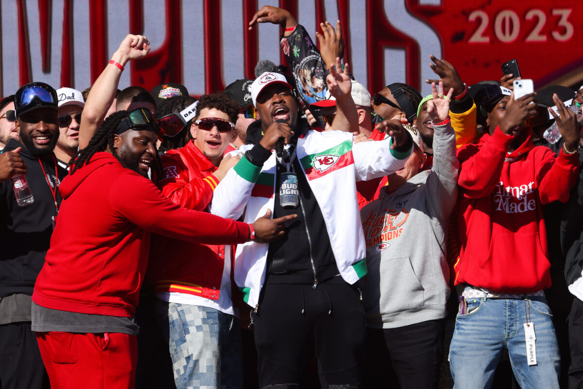 Chris Jones’ agent had the funniest response to him saying he’s staying with Chiefs during Super Bowl parade
