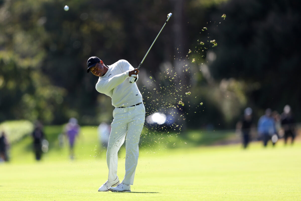 Watch Tiger Woods hit a brutal shank from the fairway at 2024 Genesis Invitational