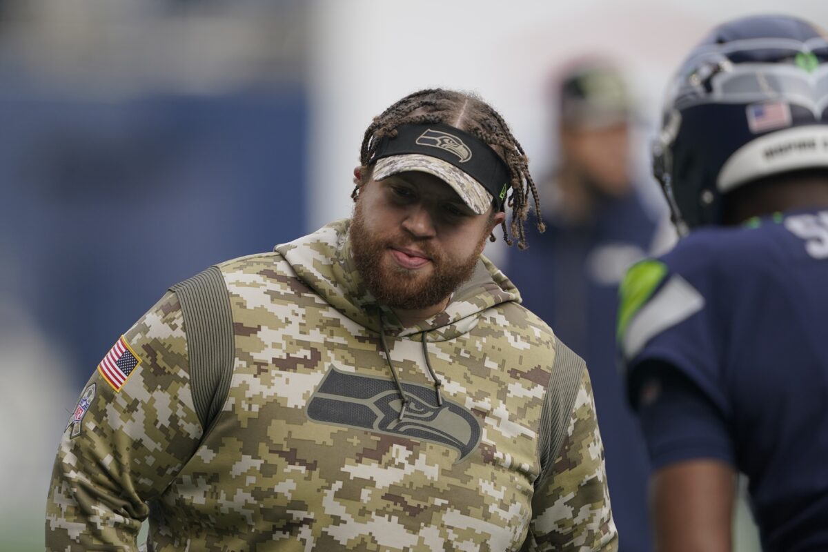 Browns hiring Seahawks assistant Andy Dickerson as offensive line coach