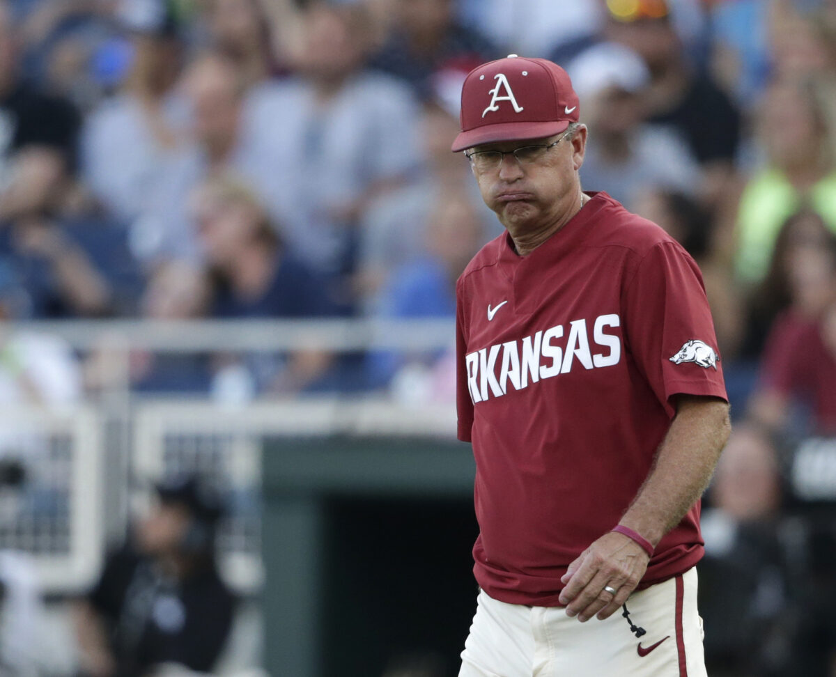 Arkansas baseball coach Dave Van Horn: MLB Draft is too early