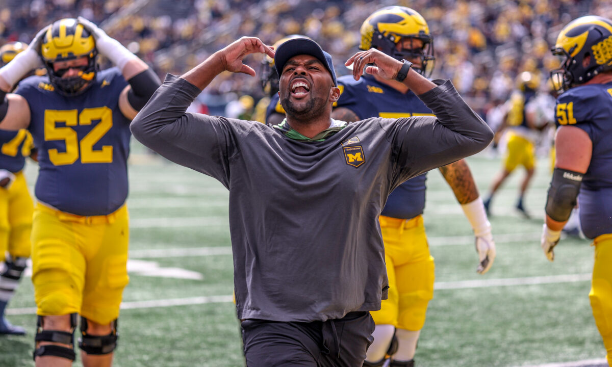 Michigan football moves quickly to hire new defensive backs coach