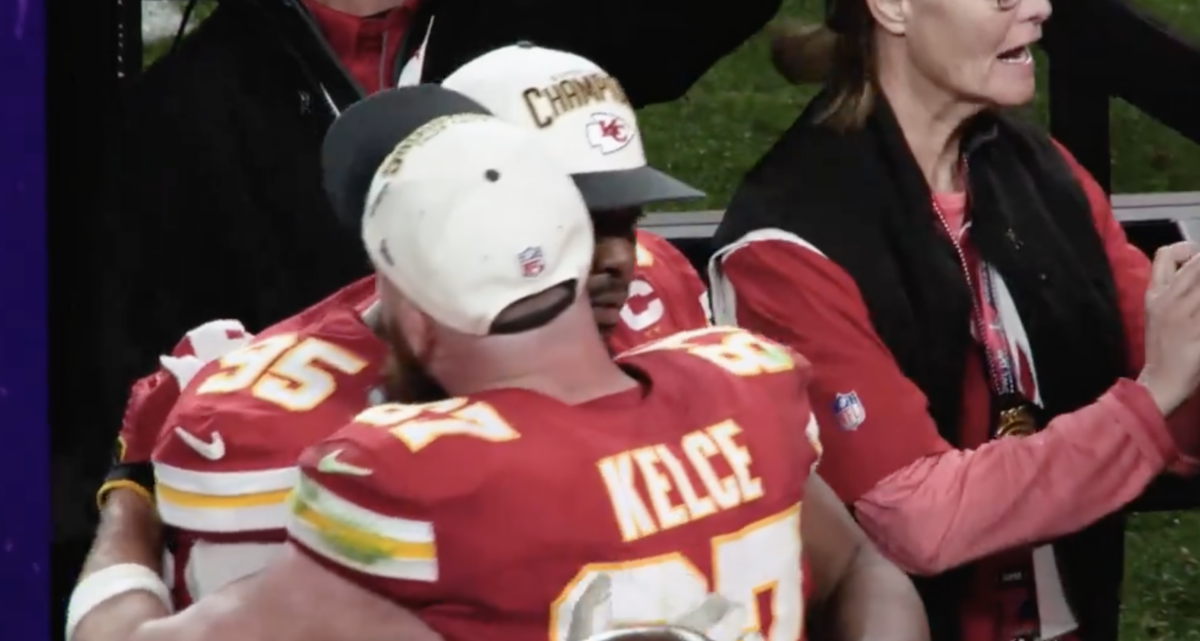 Mics picked up the awesome message that Travis Kelce had for Chris Jones after the Chiefs’ Super Bowl win