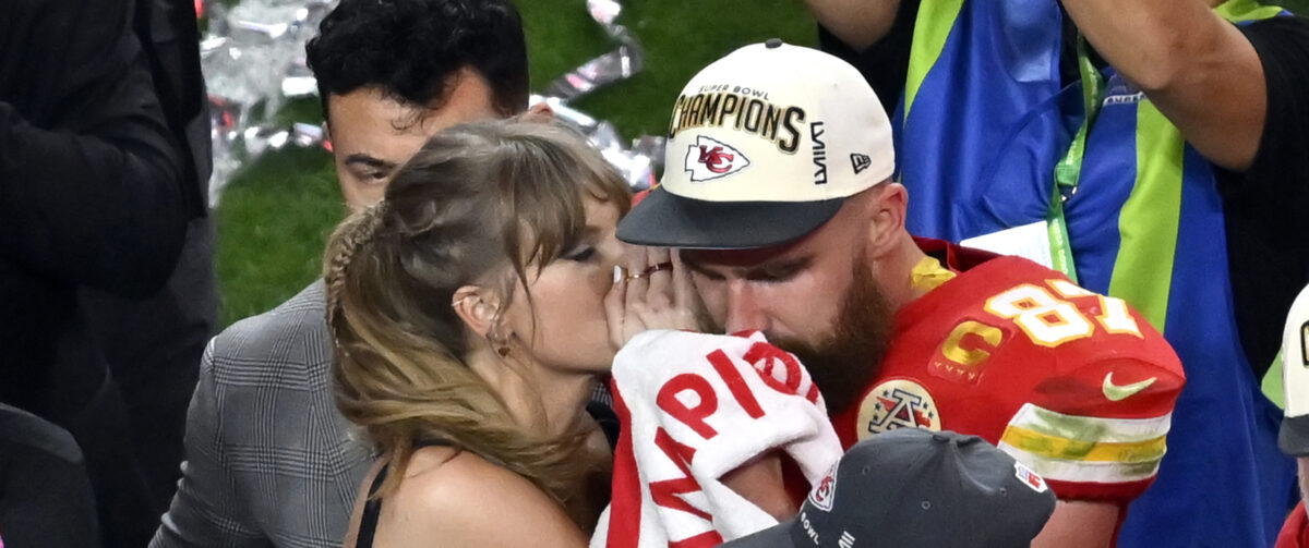 Fans absolutely loved Taylor Swift’s response to Travis Kelce about jet lag after the Chiefs’ Super Bowl win