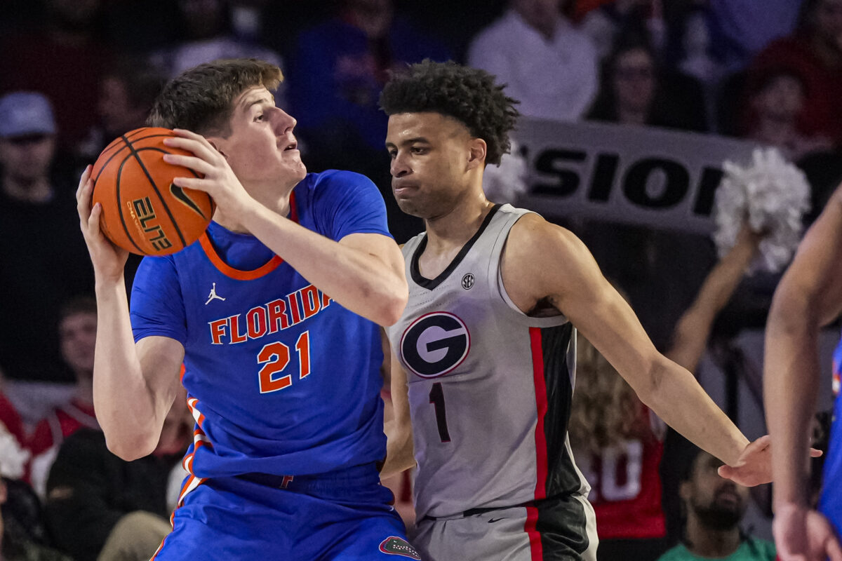 Florida moves up in SI’s bracket watch ahead of Alabama game