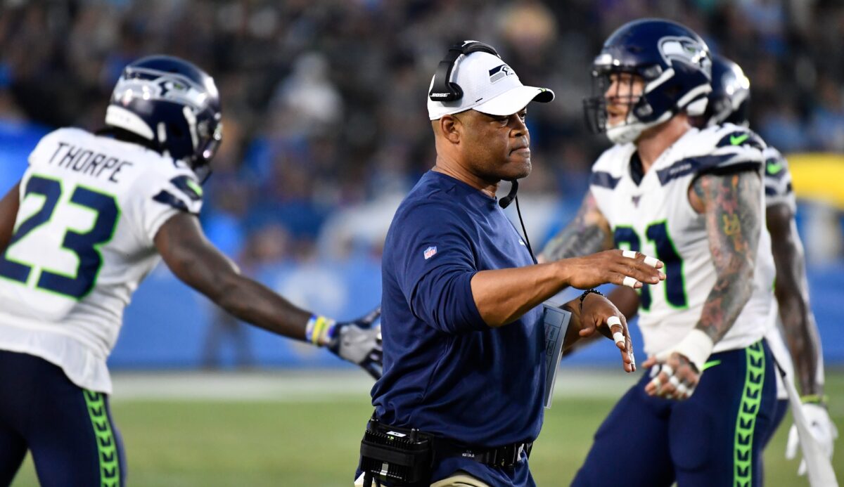 5 things to know about new Commanders LB coach Ken Norton Jr.