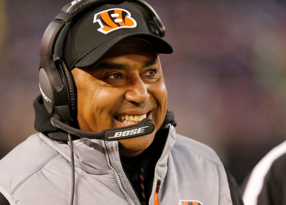 Raiders to hire Marvin Lewis as assistant head coach