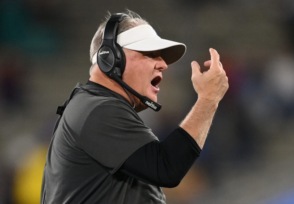 UCLA head coach Chip Kelly tied to NFL offensive coordinator opening