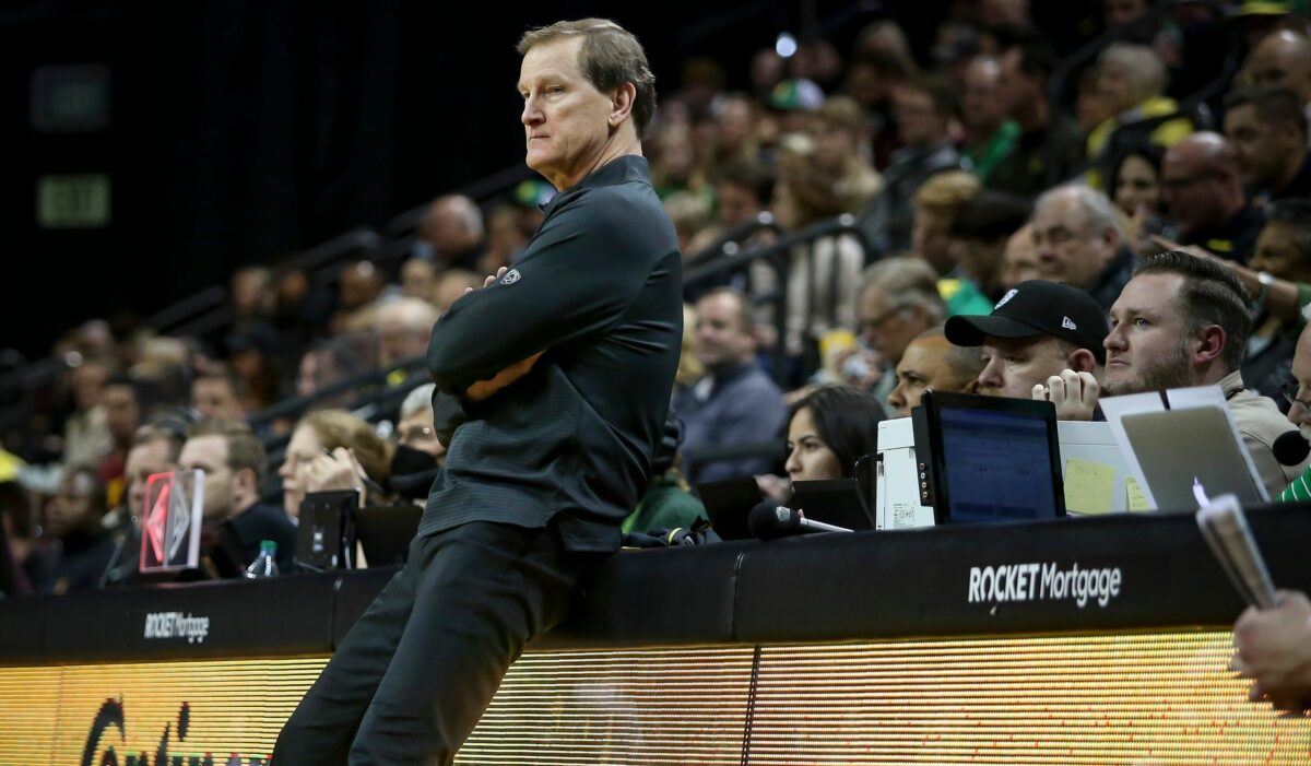 An NCAA tournament bid hinges on a must-win game vs. Washington State for the Ducks