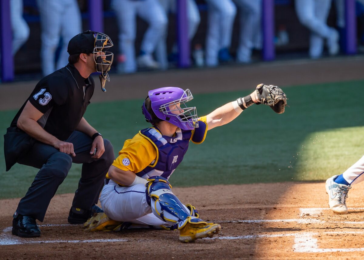 LSU bats come alive against VMI in Game 3