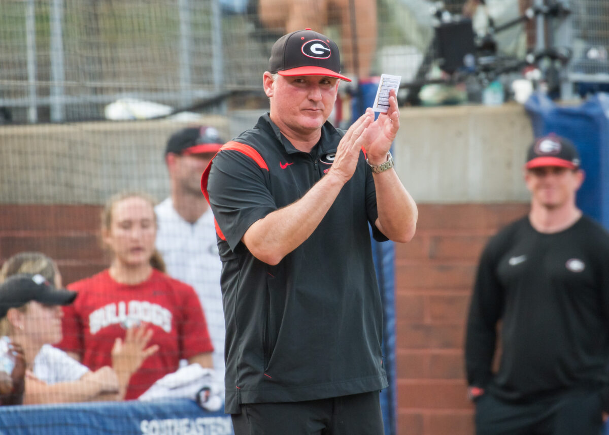 Georgia softball moves to 9-0, picks up third win over ranked opponent