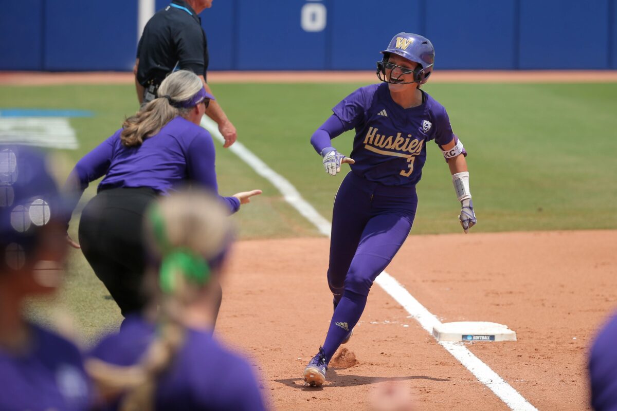 Washington Softball goes 1-1 in ranked play to open 2024 season