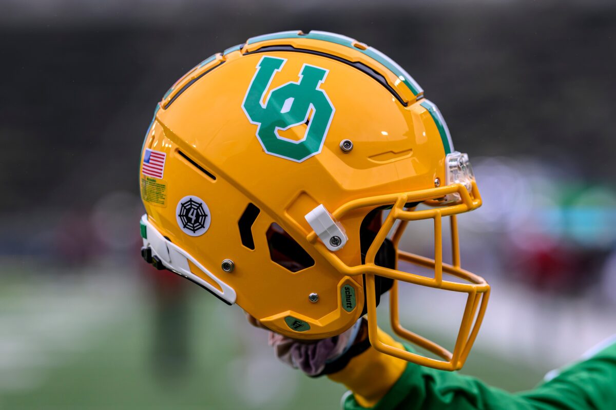 Blue chip edge Matthew Johnson commits to Oregon