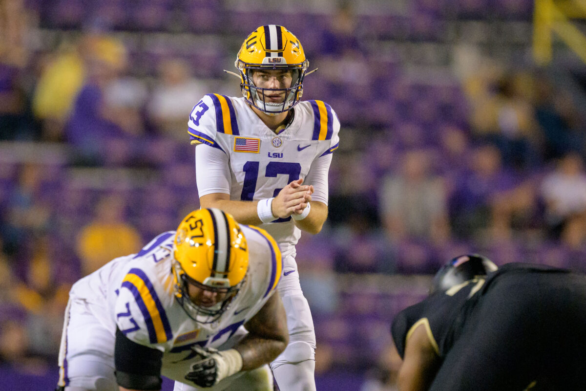 What do the betting odds say about LSU’s win total and national title chances in 2024?