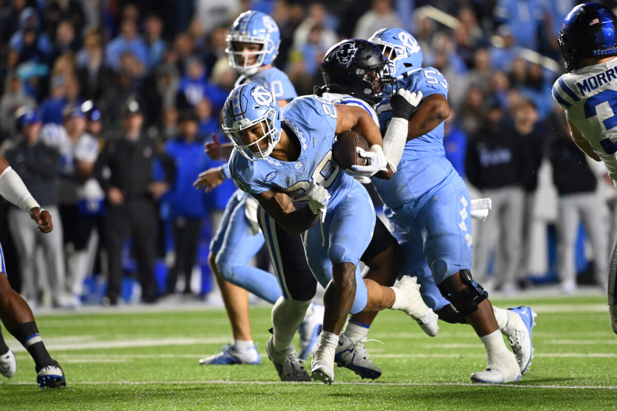 What bowl game is UNC projected to in very early projections?