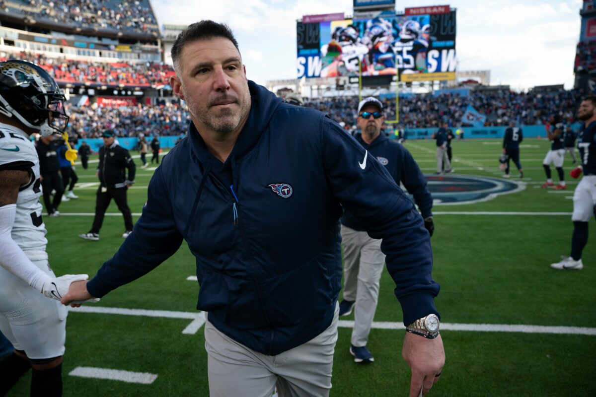 Ex-Titans HC Mike Vrabel may work with Luke Fickell, Wisconsin in 2024