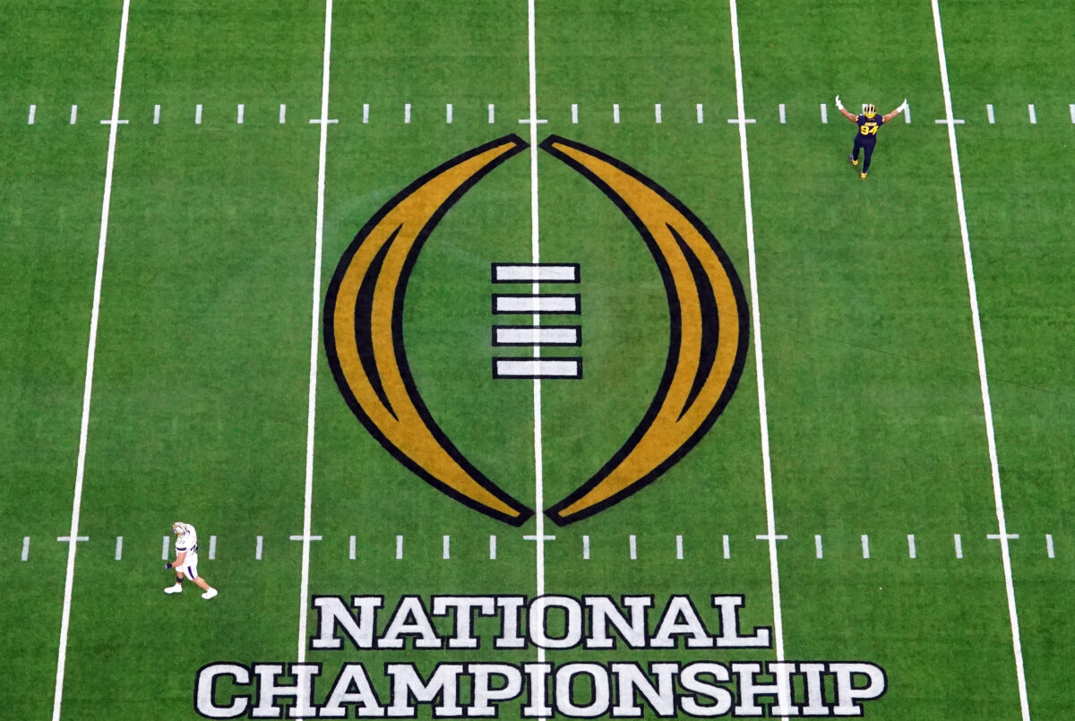 College Football Playoff committee agrees on ‘5+7’ format