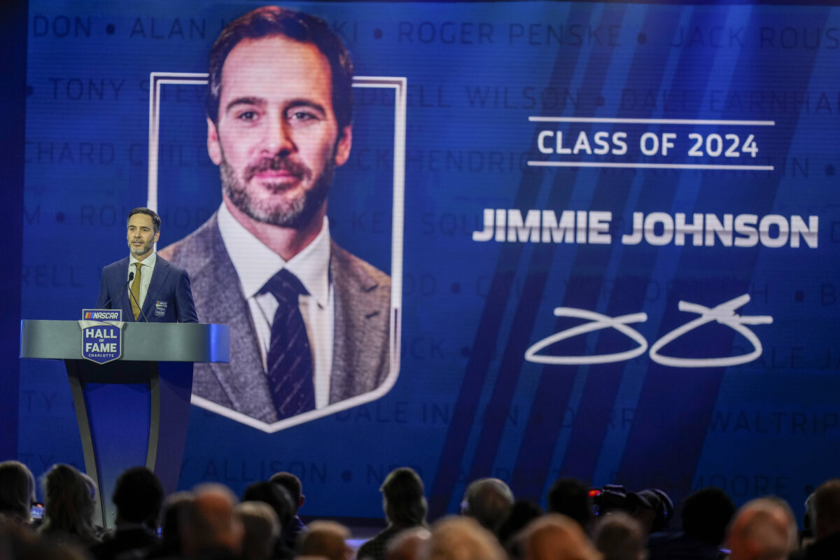 Jimmie Johnson reveals shocking detail about title winning car in 2016