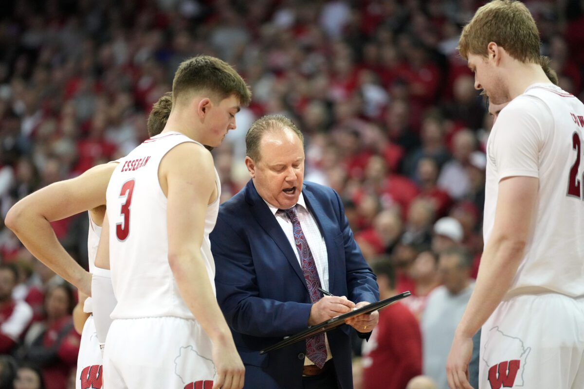 Wisconsin HC Greg Gard gives classy response to question about officiating in loss to Purdue