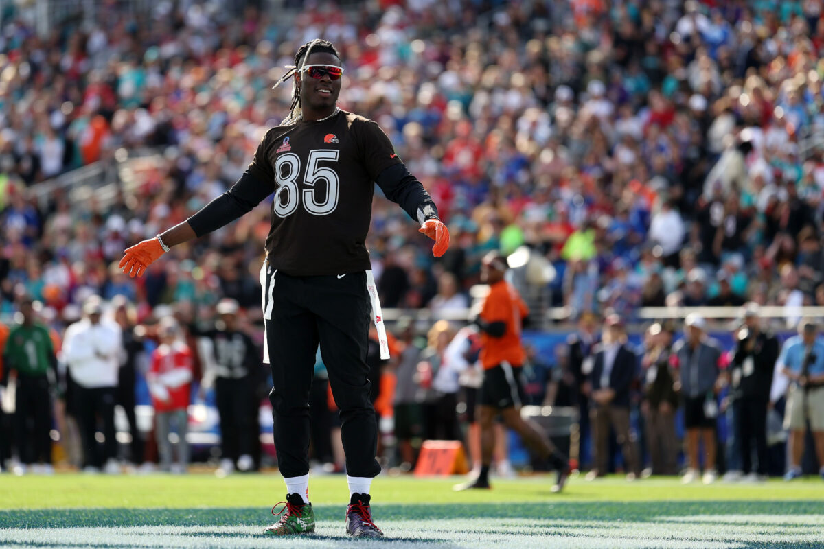 Browns TE David Njoku is fed up with the ‘Cleveland is Cleveland’ comments
