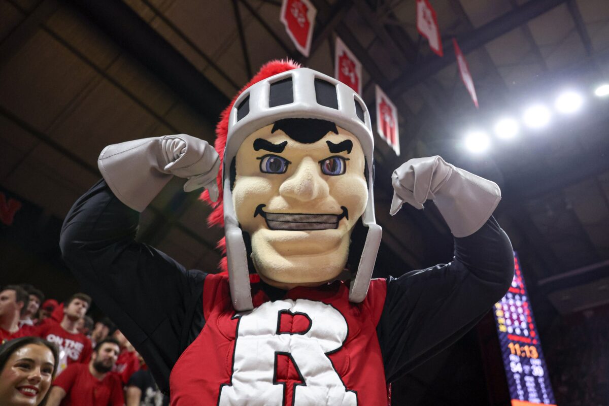 Rutgers softball improved to 5-1 with a 2-0 victory over Army