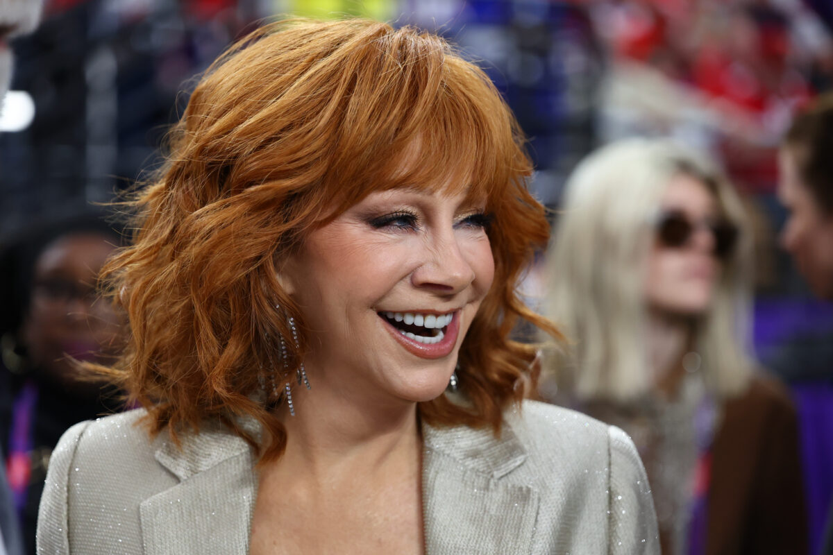 Twitter reacts to Reba McEntire’s performance of National Anthem at Super Bowl LVIII