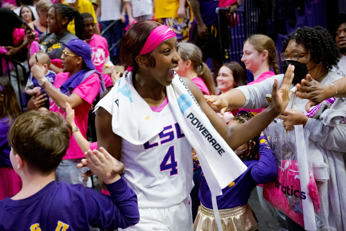 Instant Analysis: LSU women’s basketball keeps rolling with dominant win at Texas A&M