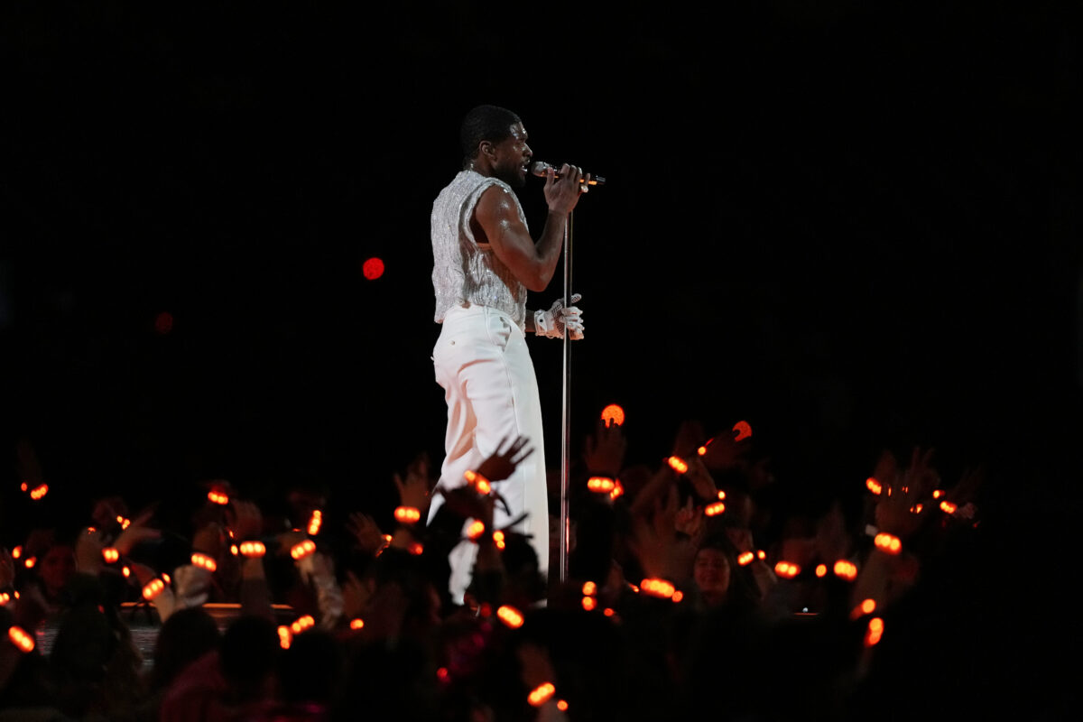 Twitter reacts to Usher’s marvelous halftime performance at Super Bowl LVIII