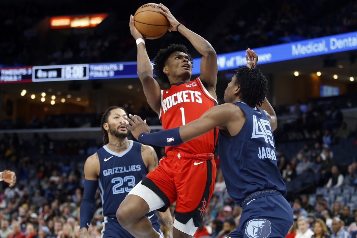 Amen Thompson electric, but Rockets continue road misery in Memphis