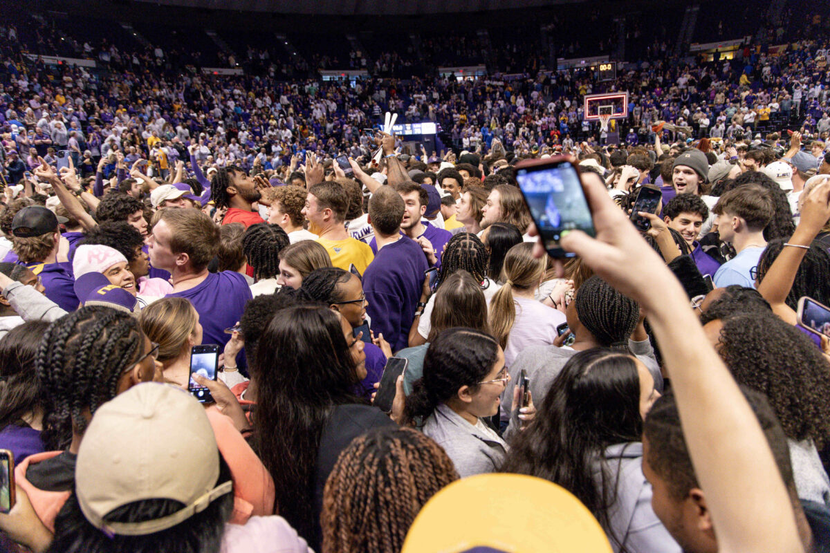 PHOTOS: LSU men’s basketball upsets Kentucky on buzzer-beater for 2nd straight ranked win