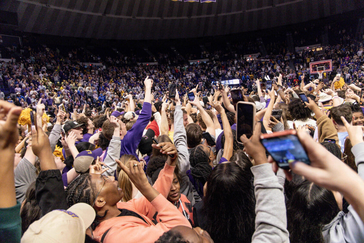 NEW: SEC fines LSU $100k for court-storming after Kentucky win