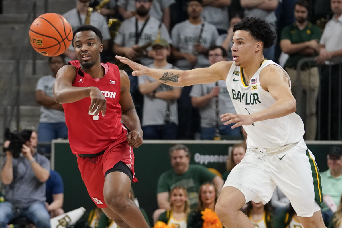 Houston beats Baylor on the road, are they the No. 1 team in college basketball?